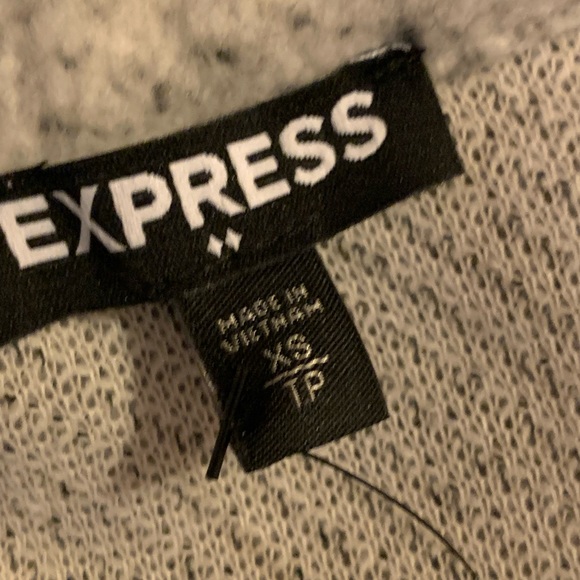 NWT ‘EXPRESS’ Women’s Coat NWT - Picture 6 of 6